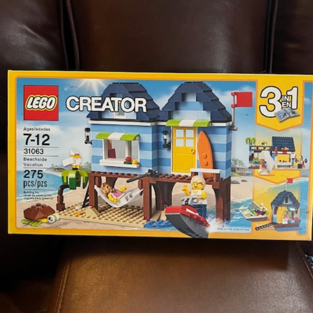 Brand New SEALED Lego Creator - Beachside Vacation 3-in-1 Set